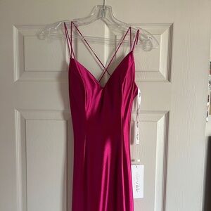 magenta ellie wilde prom dress (nwt!)